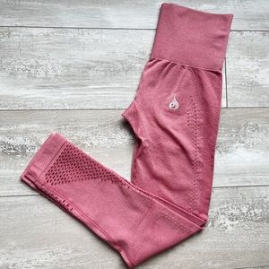 Ryderwear Seamless Staples Leggings